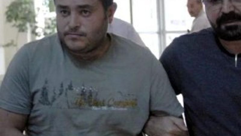 Otobüs durağında eşini öldüren cani için karar verildi