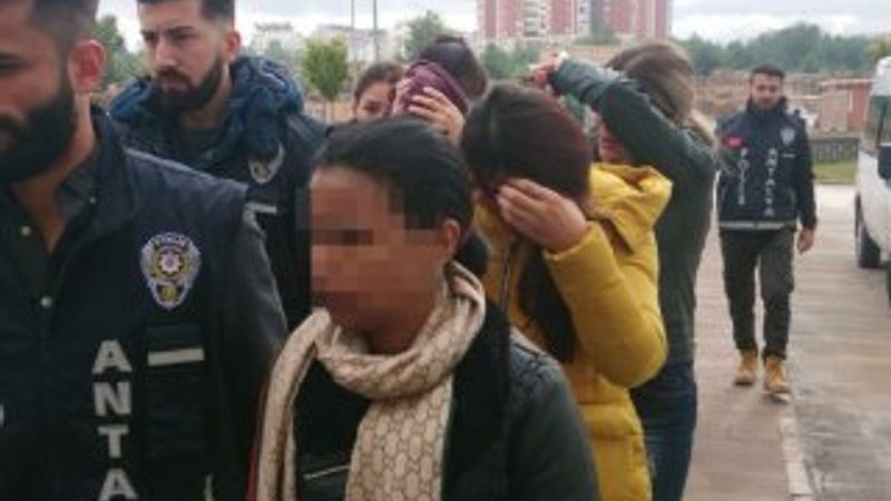 3 tekerli elektrikli bisikletle fuhuş servisi