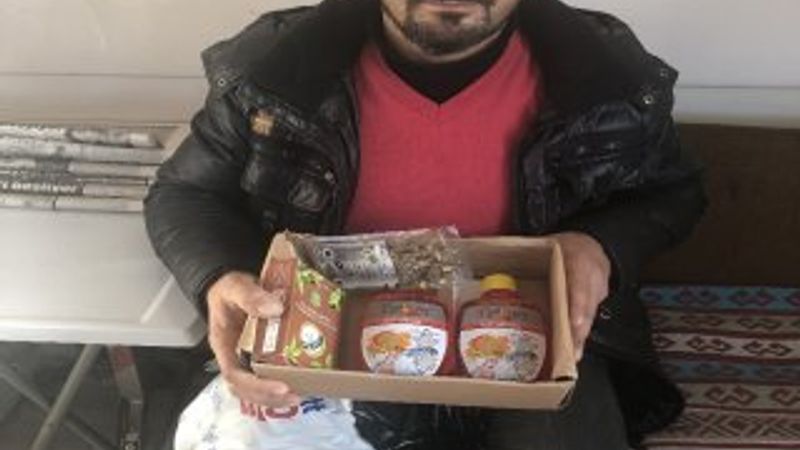 Cep telefonu siparişi verdi,başka ürünler çıktı