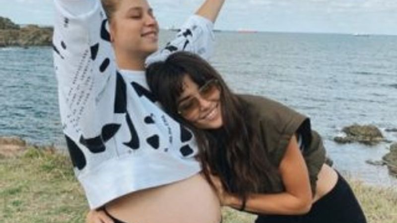 Hande Erçel'in ablası doğum yaptı