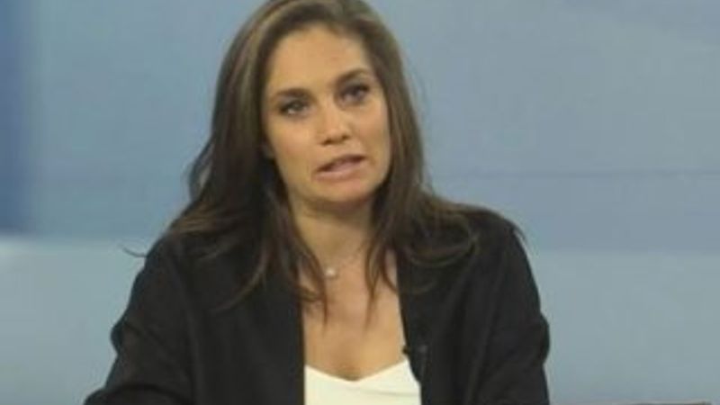 Nevşin Mengü'den yeni kararname için şeriat benzetmesi