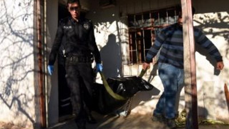 Ailesine kına bırakıp, pompalı tüfekle intihar etti