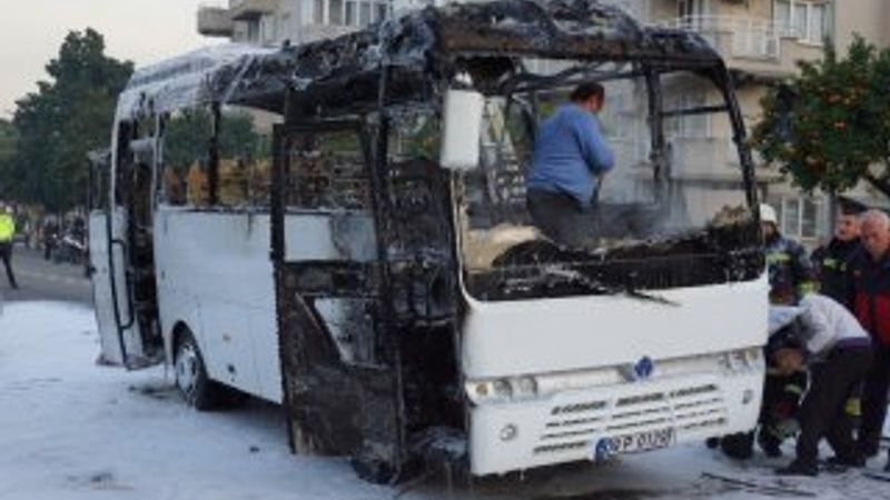 Aydın'da servis aracında yangın çıktı