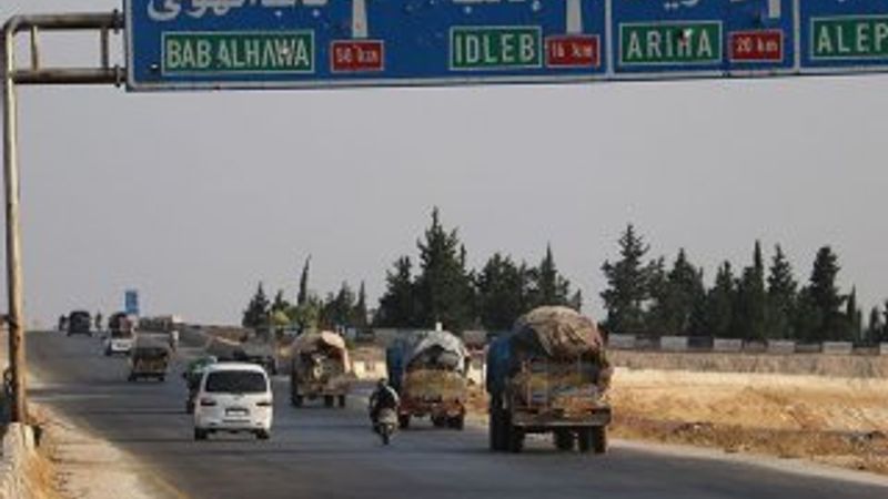 Suriyeliler Türkiye'ye göç etmeye başladı