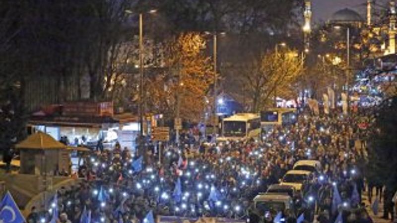 Doğu Türkistan için sessiz çığlık