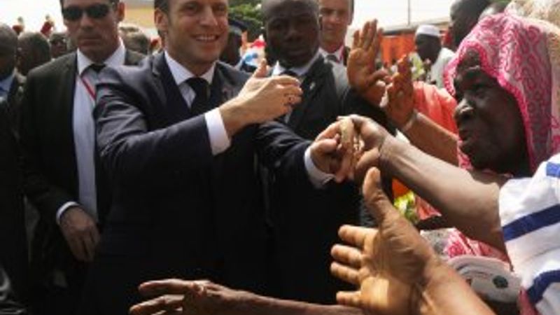 Macron'dan sömürgecilik itirafı