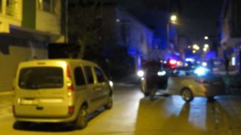 Ümraniye'de polisle çatışan 3 kişi yakalandı