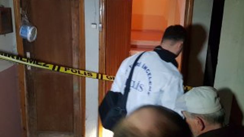 Merdivenlerden masayla beraber yuvarlanan mobilyacı öldü