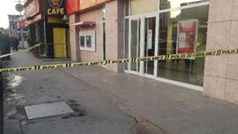 Avcılar’da bir kişi, banka şubesini soymaya kalktı
