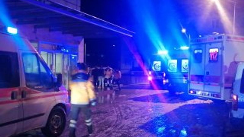 Kayseri'de yolcu otobüsü devrildi: 20 yaralı