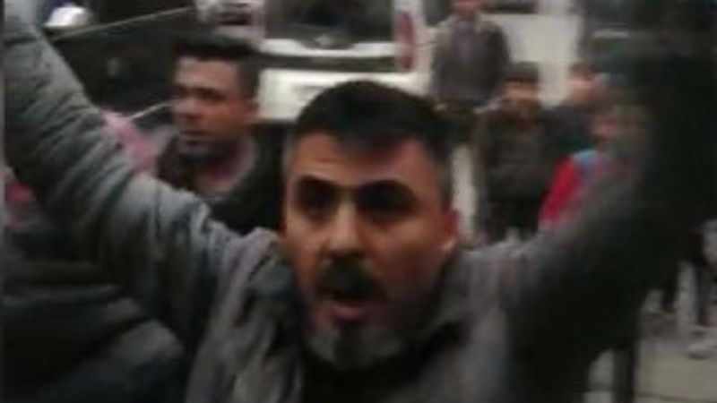 Sürttü diye yolcu dolu İETT otobüsüne saldırdılar