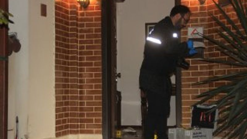 İzmir’de iki kişiyi öldüren şahıs, bir polisi de vurdu