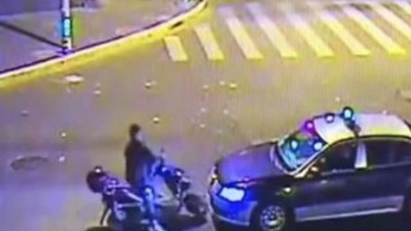 Çin'de sigorta dolandırıcısının komik kaza numarası