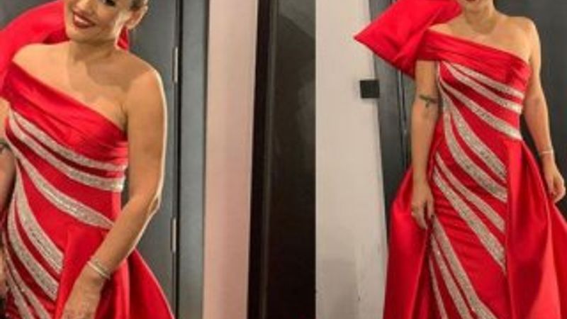 Demet Akalın'ın Barbie bebek elbisesi