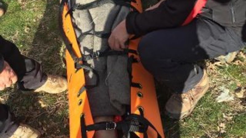 Antalya'da bir kişi 200 metrelik uçuruma yuvarlandı