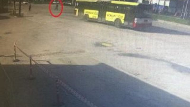 Arkadaşının cenazesinden dönerken kazada öldü