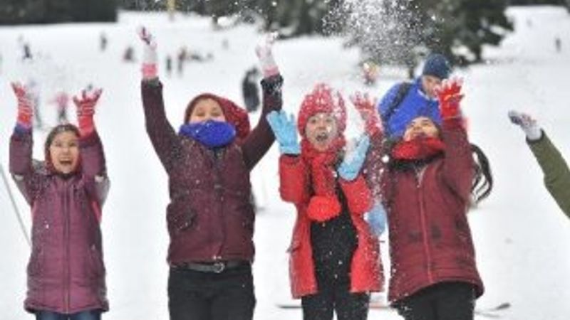 Kayak merkezlerinde kar kalınlığı 100 santimi geçti