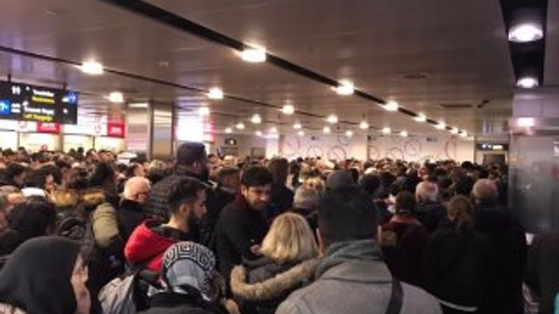 Uçağın pistten çıktığı Sabiha Gökçen’de yolcu yoğunluğu