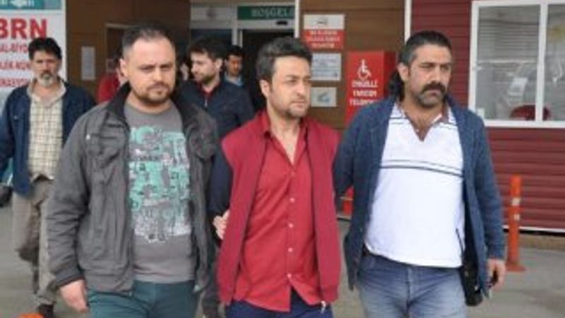 Katil zanlısının yakınları duruşma çıkışı saldırdı