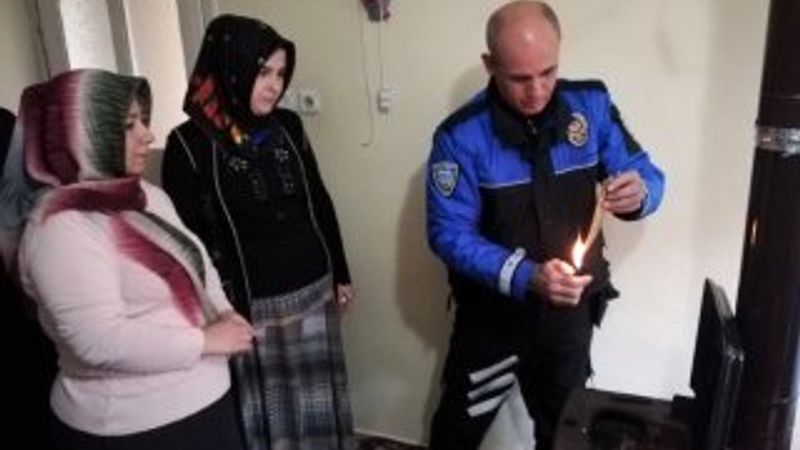 Kahramanmaraş'ta uygulamalı soba yakma eğitimi