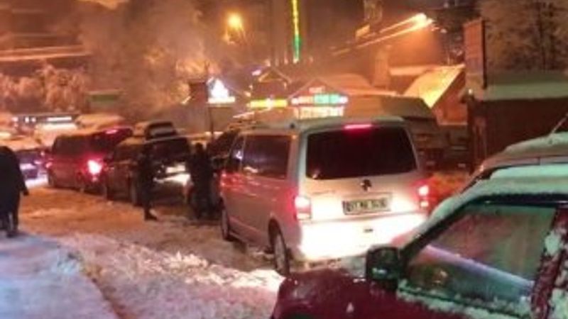 Kar yağışı Ayder Yaylası’nı olumsuz etkiledi