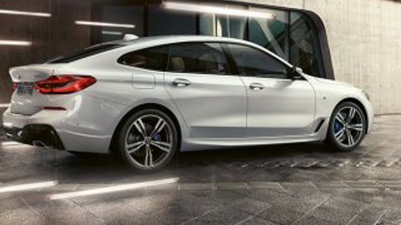 Lüks ve ultra lüks otomobillerin satışı düştü