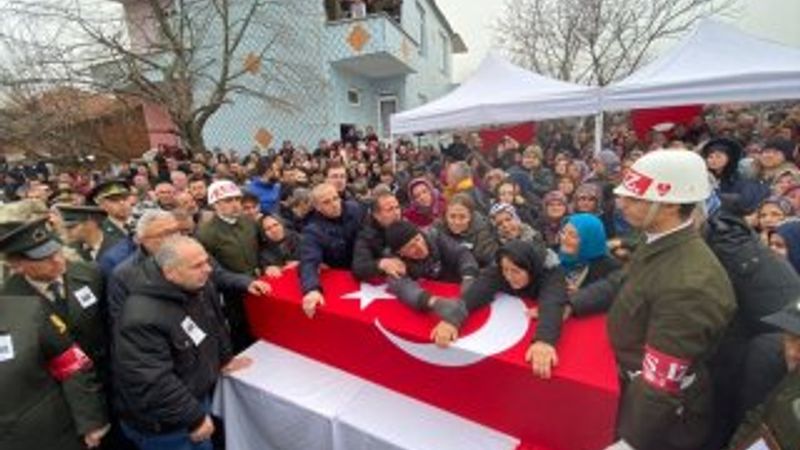 Şehit uzman çavuş, Edirne'de gözyaşlarıyla uğurlandı