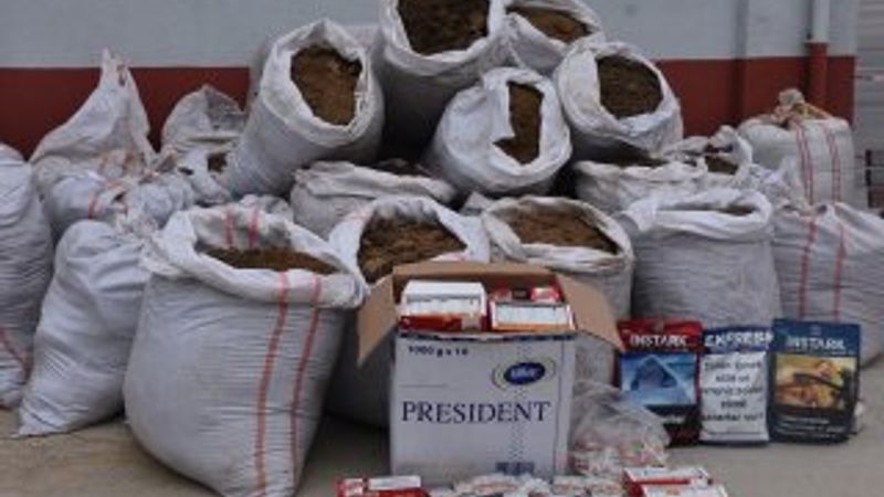 Jandarma ekipleri, 1 ton kaçak tütüne el koydu