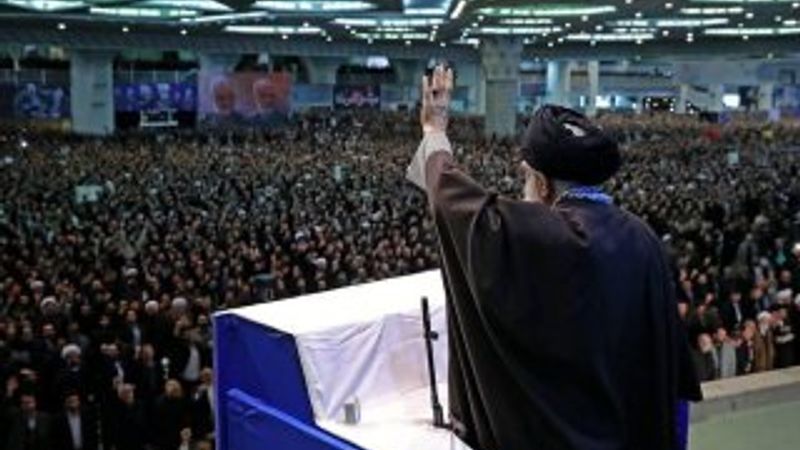 Hamaney'den tüfekle vaaz