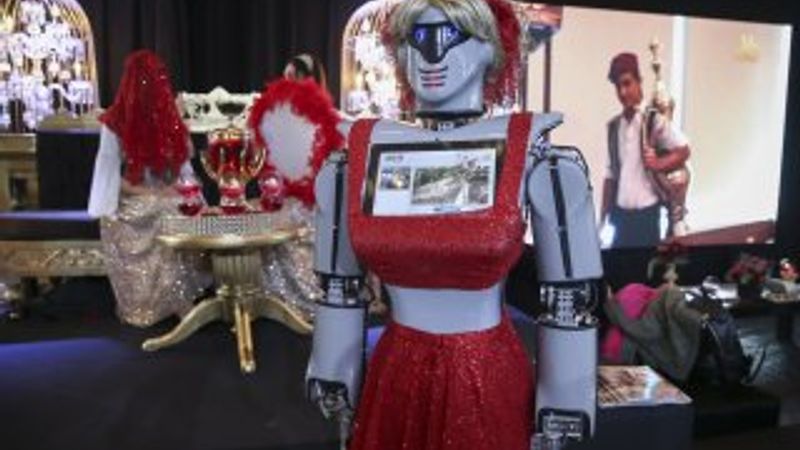 Kına gecelerinde robotlar kullanılacak