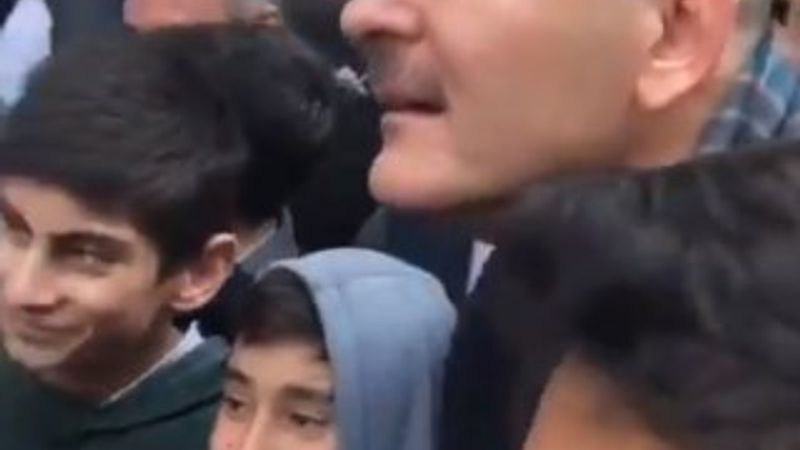 Süleyman Soylu'nun Mardinli çocuklarla keyifli sohbeti