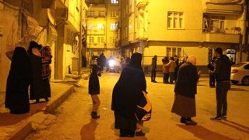 Elazığ'da şiddetli deprem