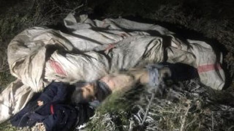 Tartıştığı zihinsel engelliyi arazide öldürdü