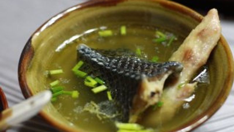 Koronavirüsünün yılanlardan insanlara geçtiği belirtildi