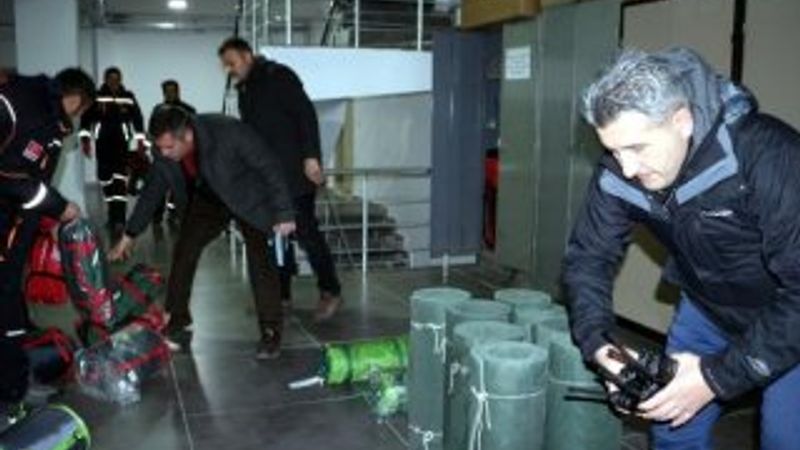 Çevre illerden AFAD ekipleri Elazığ'a gönderildi