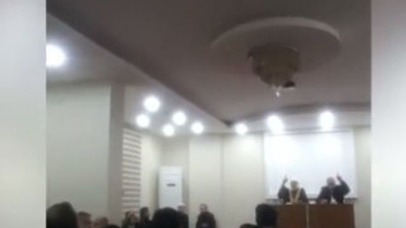 Depreme Kur'an kursunda yakalandılar