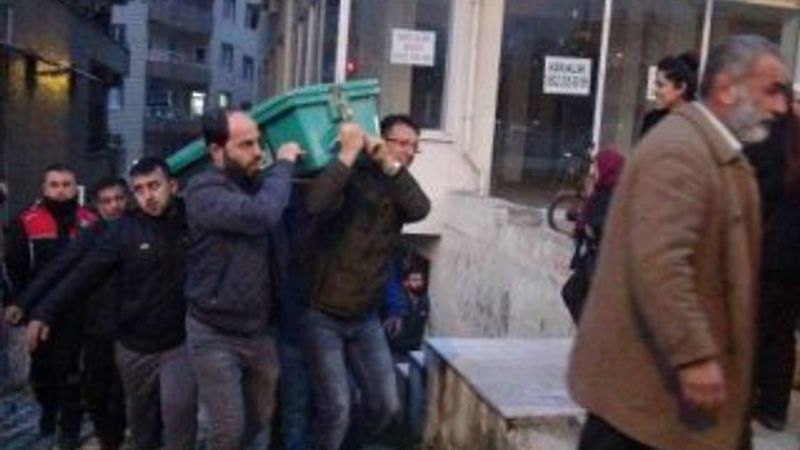 Nargile kömüründen zehirlenen çift, evlerinde ölü bulundu