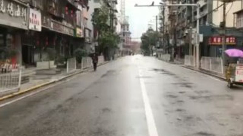 Vuhan ölü bir şehre döndü