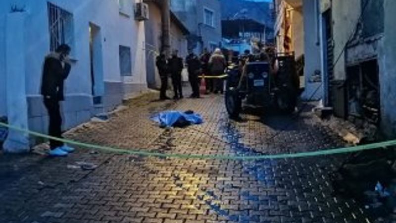 Çatıyı kontrol etmek için çıktı, ayağı kaydı düşüp öldü