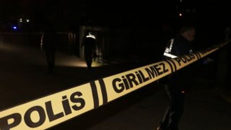 Adana'da bir kişi 2 yeğenine sokakta kurşun yağdırdı