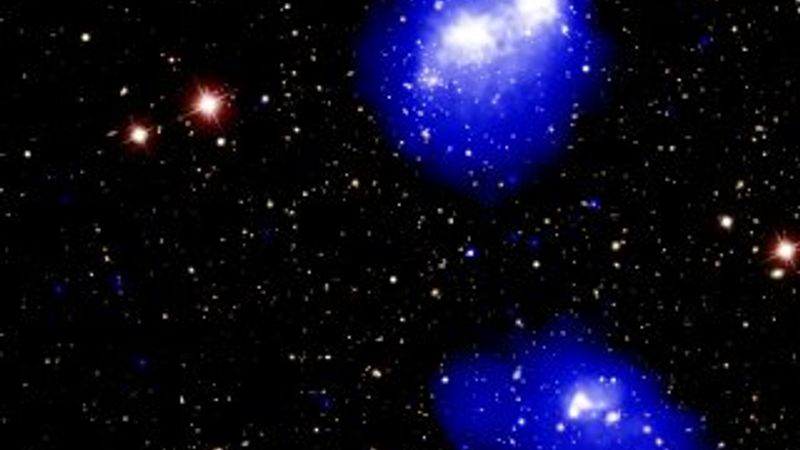 Çarpışarak birleşen galaksiler fotoğraflandı