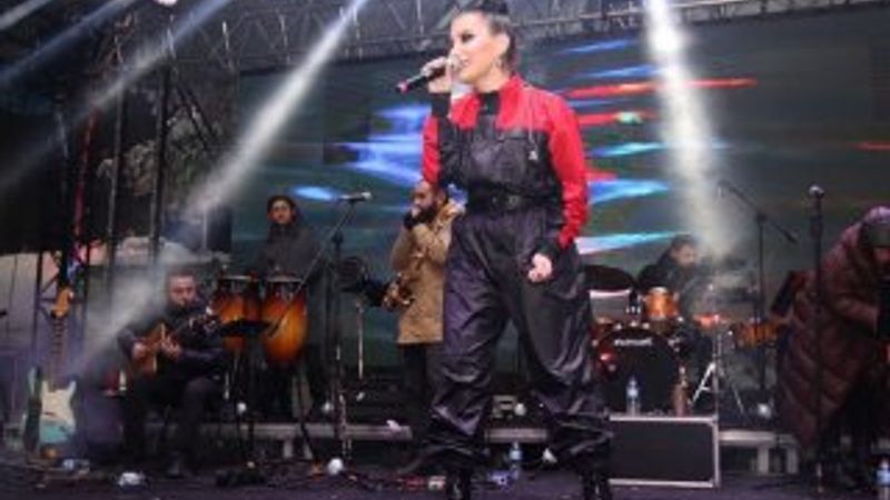 İrem Derici'den büyük tepki toplayan sözler