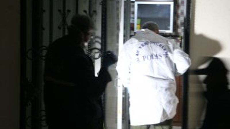 Denizli'de oğlu, babasını evinde ölü olarak buldu