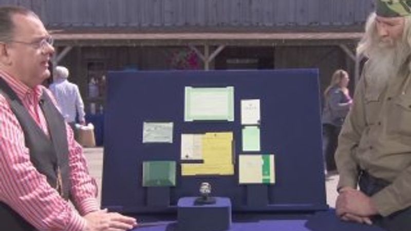 Saati için 400 bin dolar denilince kendini yere attı