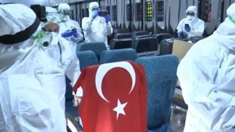 Türk vatandaşlarını alan uçak Çin'den yola çıktı