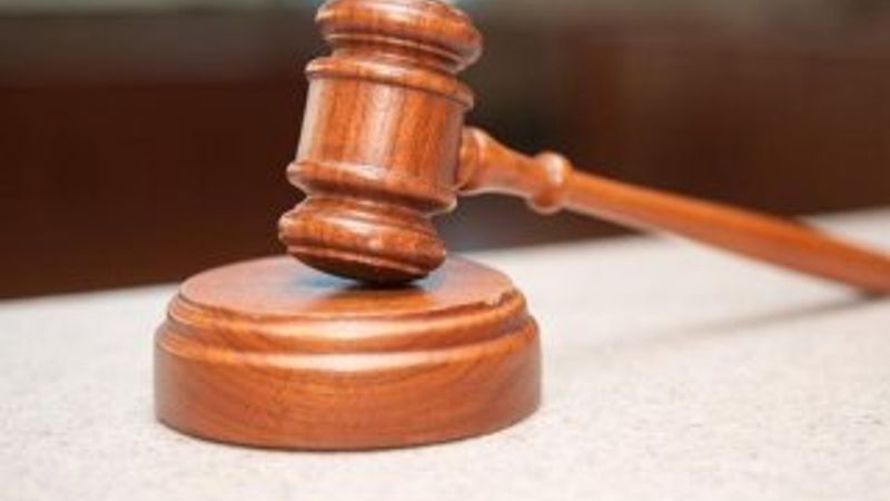 Annesini dövdükten sonra gasbeden oğluna 8 yıl hapis