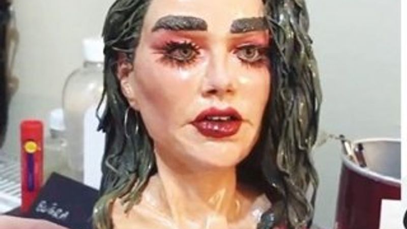 Bensu Soral'ı şaşırtan hediye