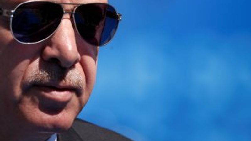 Erdoğan'dan Türk bayrağını yırtan Yunan'a sert sözler