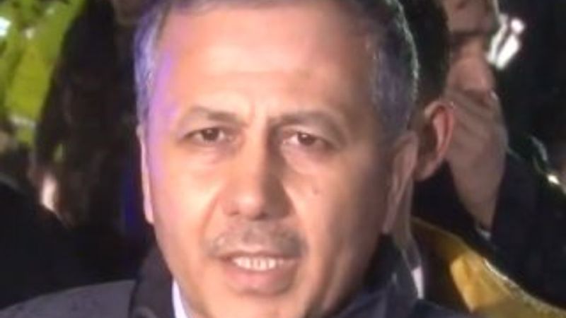 İstanbul Valisi uçak kazasıyla ilgili açıklama yaptı