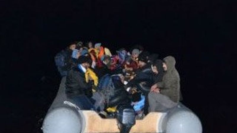 Kuşadası’nda 64 kaçak göçmen yakalandı
